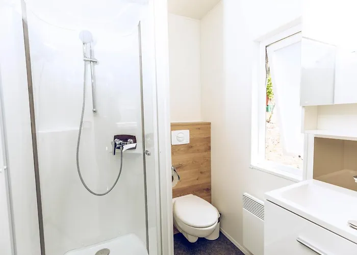 Regenbogen مكان تخييم *